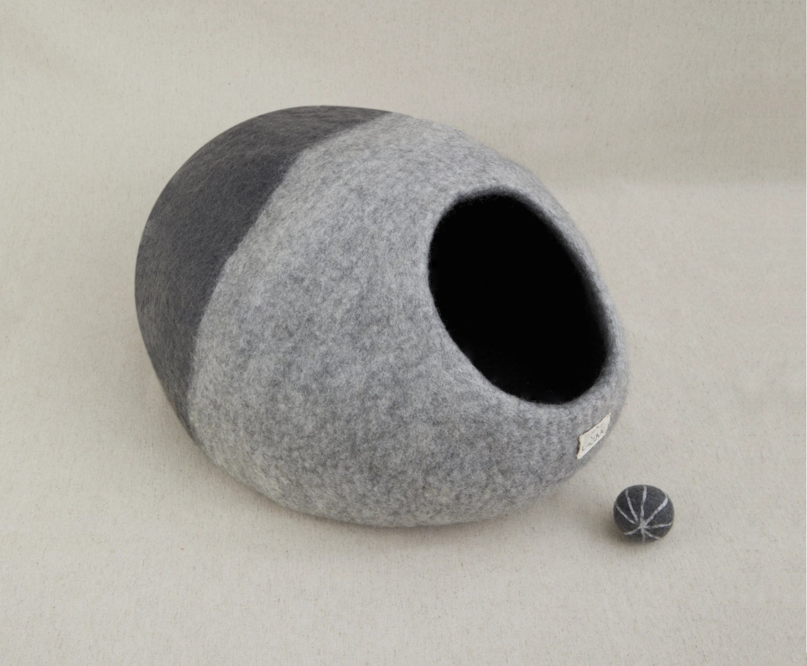 Purchase black-grey Mishum - Cat Cave - Limited Edition