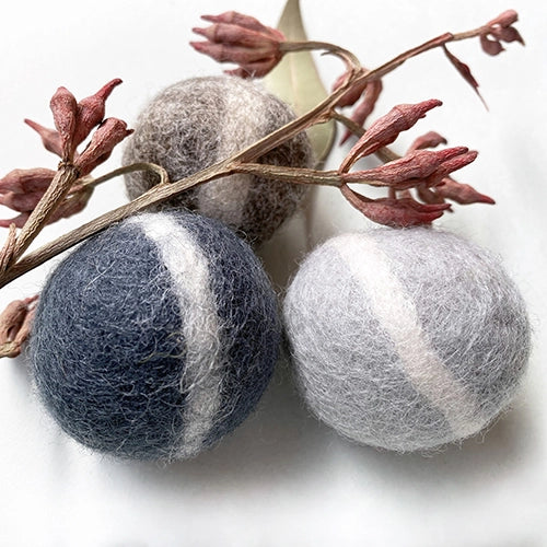 Mishum - Felt balls for dogs and cats