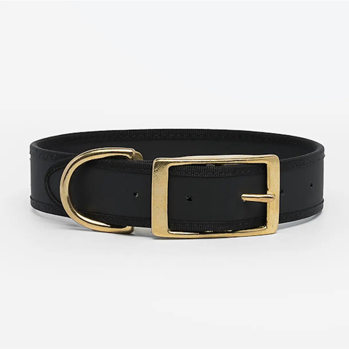 Collare Liu Jo Basic con borchie cuori in soffice PVC ecologico e buckle dorato